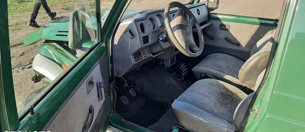 Suzuki Samurai cena 12900 przebieg: 83108, rok produkcji 1999 z Poznań małe 352